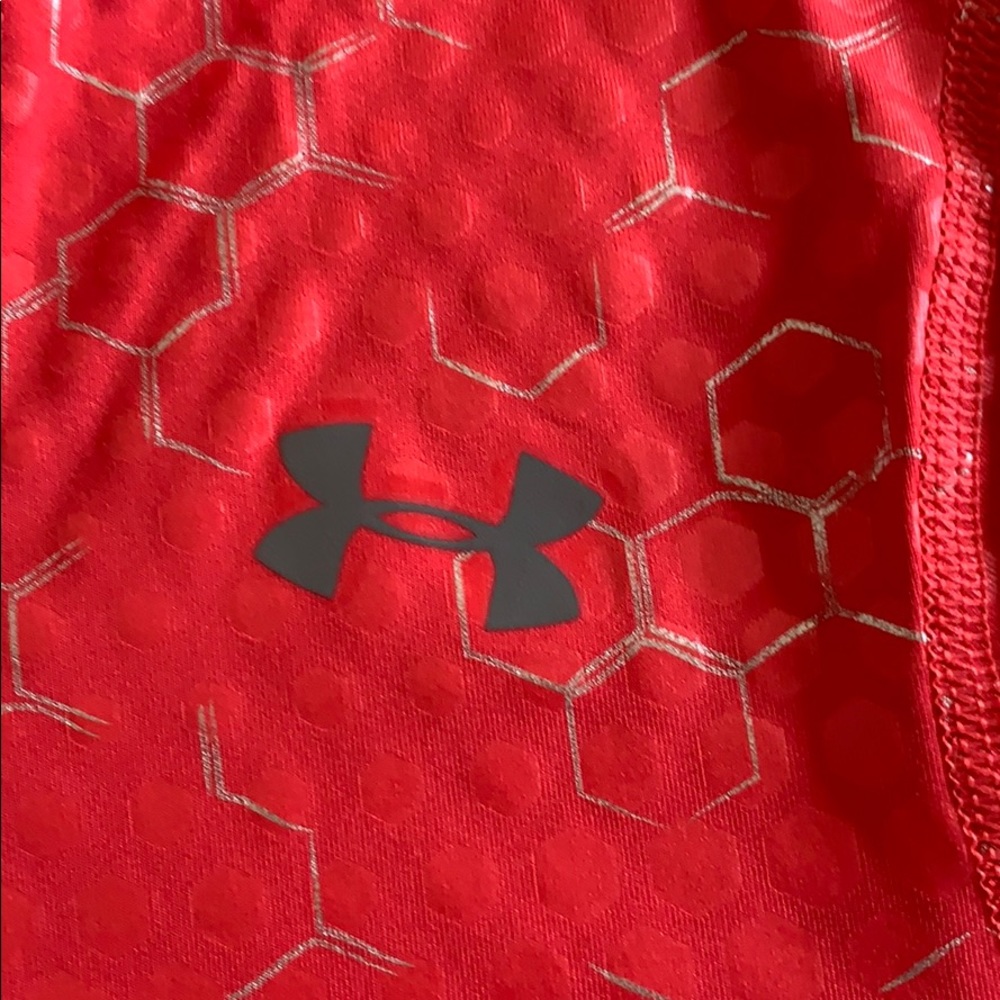 Under Armour Heat Gear Tee - Picture 3 of 4